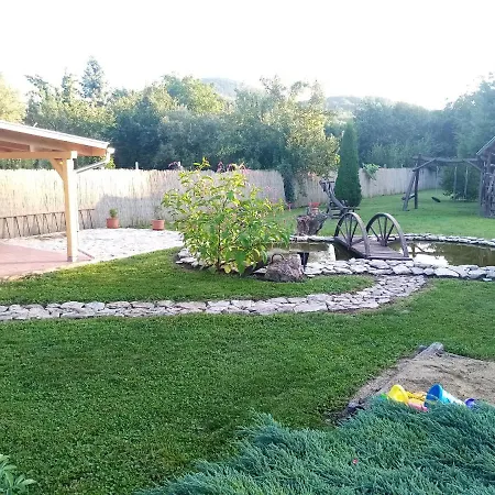 בית הארחה Kazsimer Vendeghaz