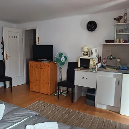 בית הארחה Kazsimer Vendeghaz