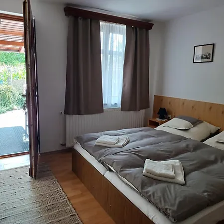 בית הארחה Kazsimer Vendeghaz 3*